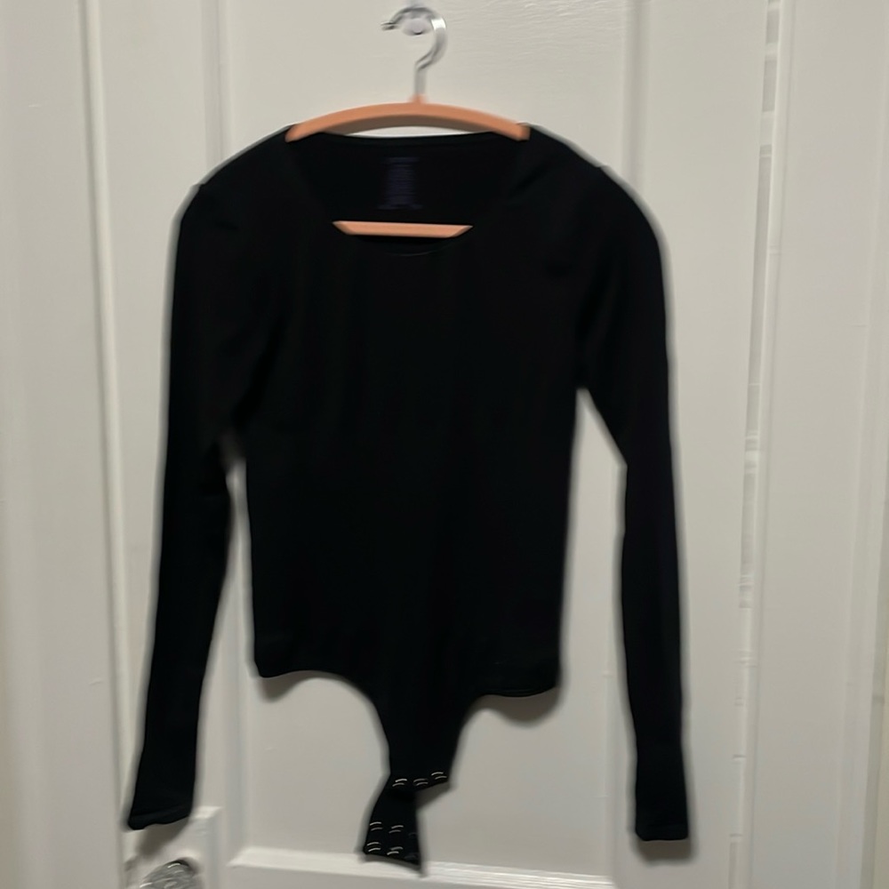 LONG SLEEVE BODY SUIT